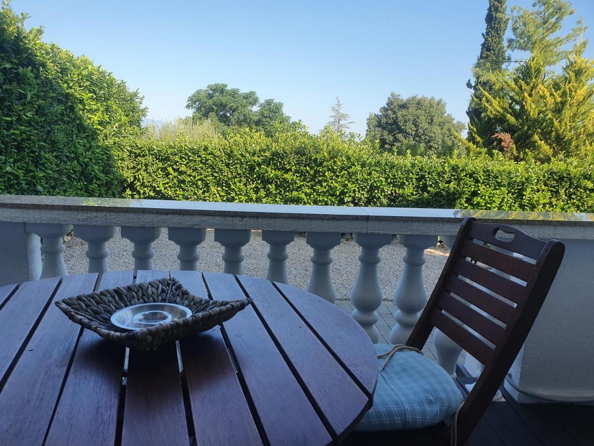 Villa Flora Malinska Exteriér fotografie