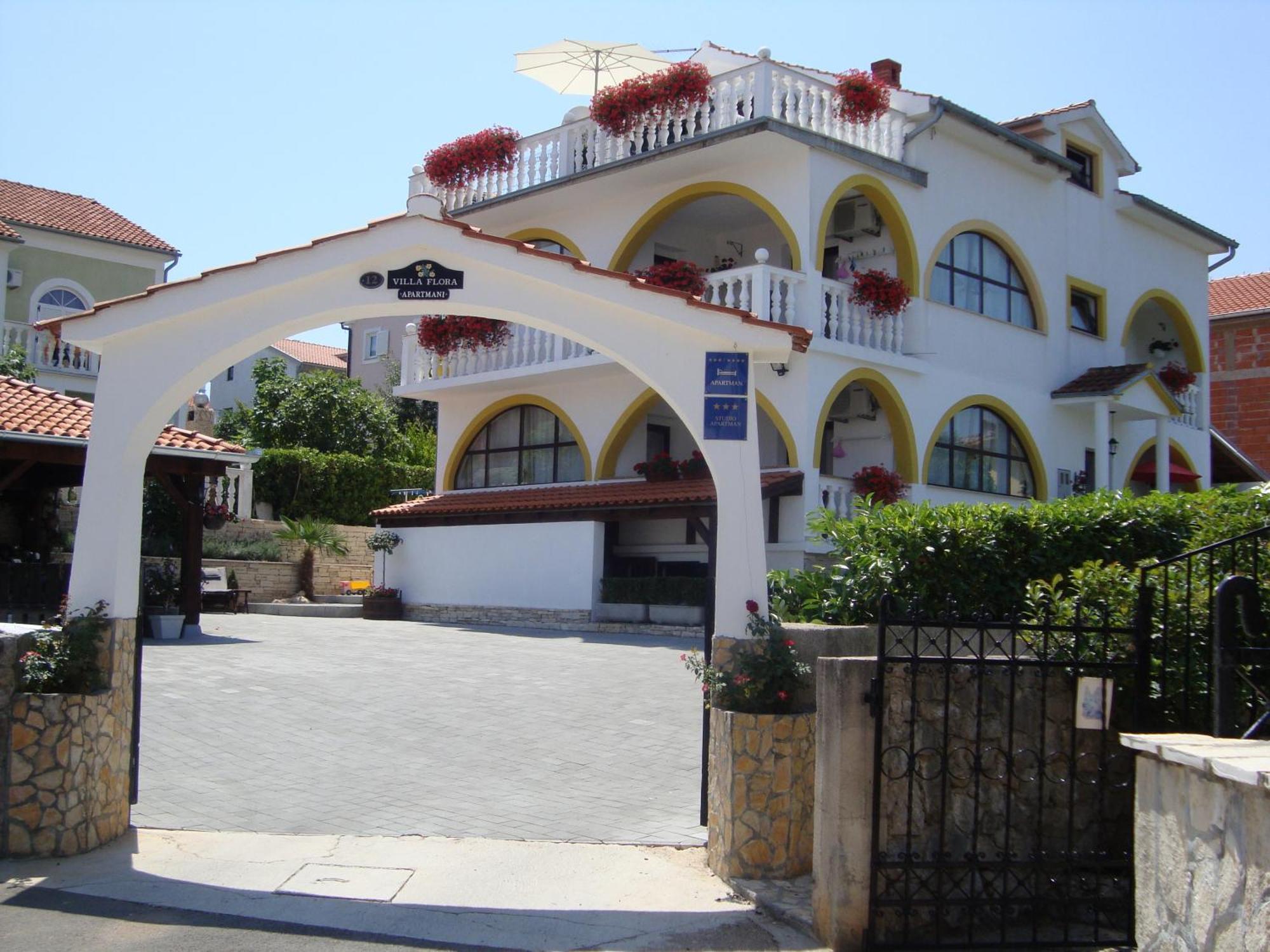 Villa Flora Malinska Exteriér fotografie